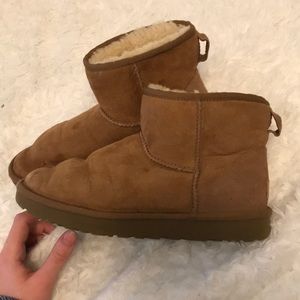 UGG MINI BOOTS